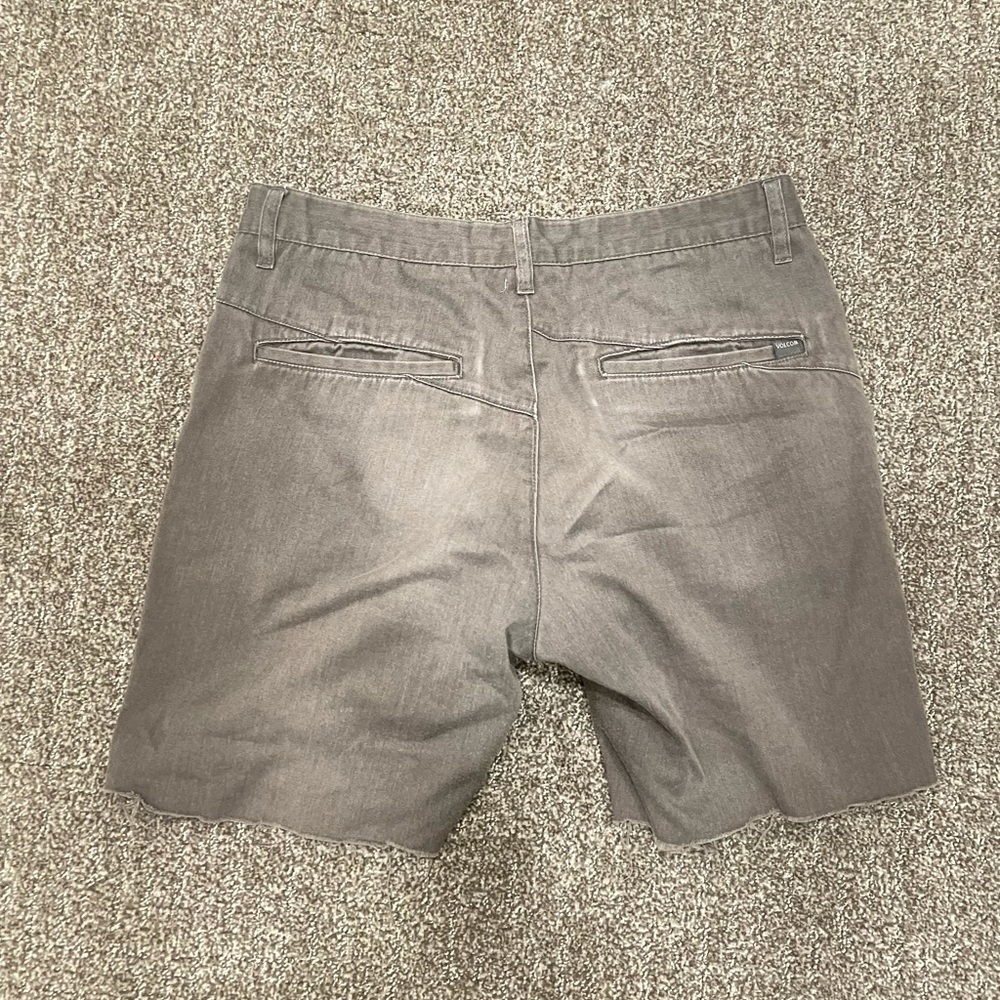 Volcom Distressed Shorts - Picture 3 of 4